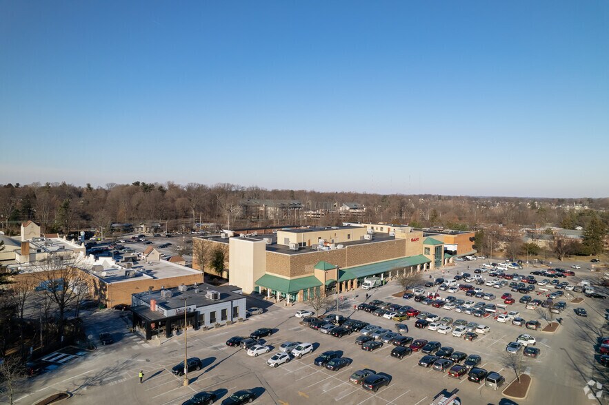 More Photos Of 50 E Wynnewood Rd, Wynnewood Unknown For Lease