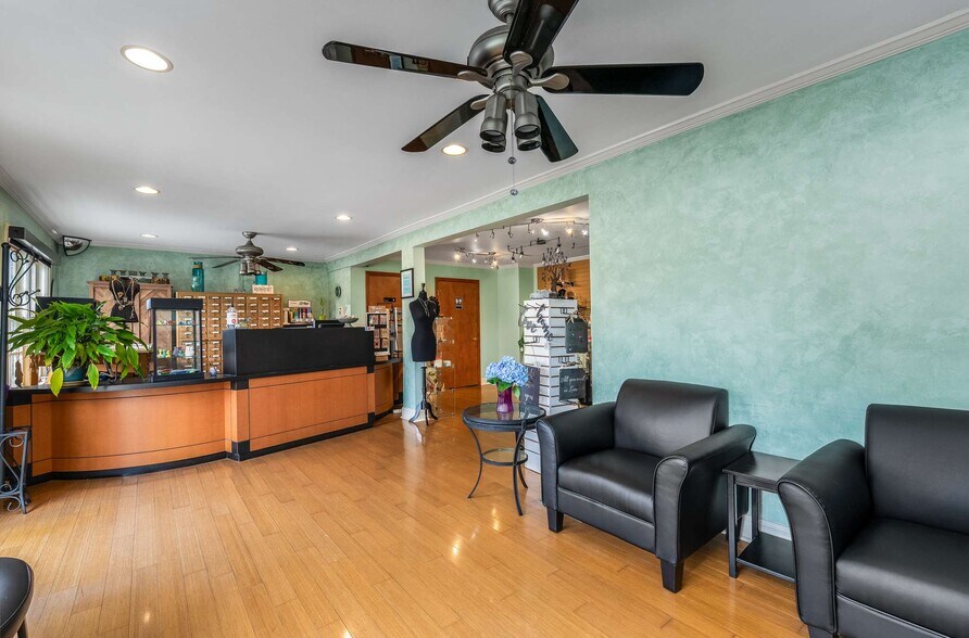 More Photos Of 4065 Lawrenceville Hwy, Tucker Office For Sale