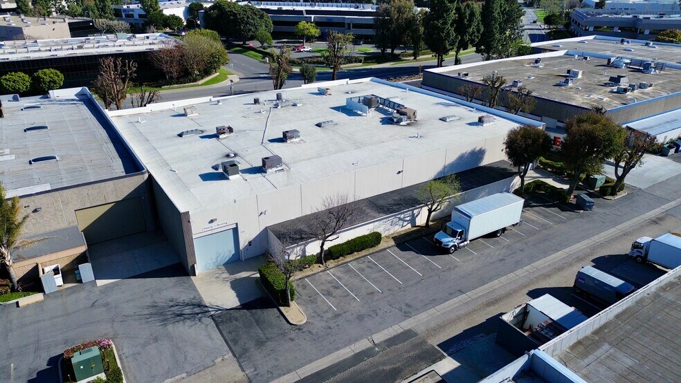 More Photos Of 829-833 Flynn Rd, Camarillo Manufacturing For Sale