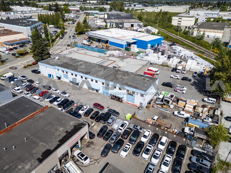 More Photos Of 13415 Comber Way, Surrey Manufacturing For Sale