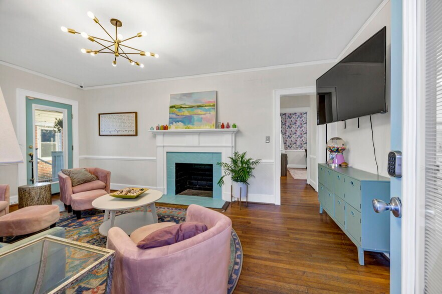 More Photos Of 1552 Sunnyside Dr, Columbia Flex For Lease