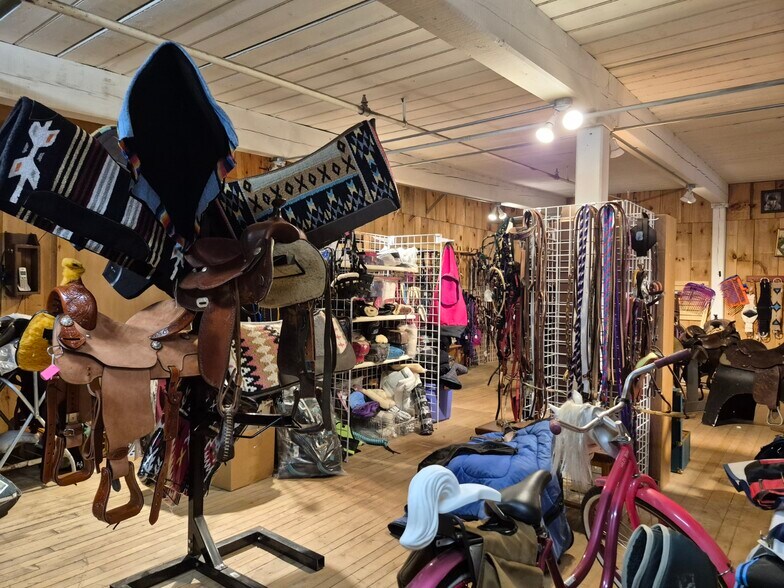 More Photos Of 19 S Walnut St, Wauregan General Retail For Sale