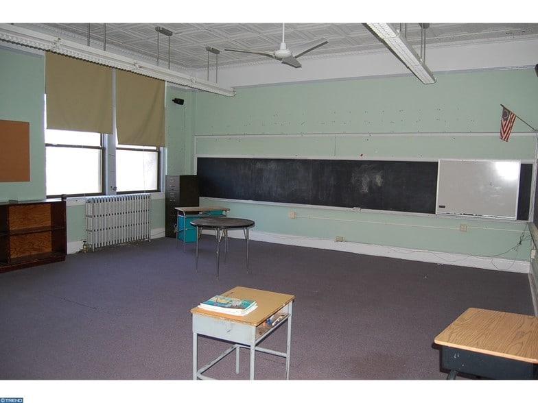 More Photos Of 526 Chicago Ave, Egg Harbor City Schools For Sale