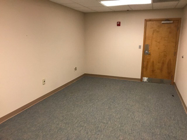 More Photos Of 625 1/2 Main St, Rapid City Office For Lease