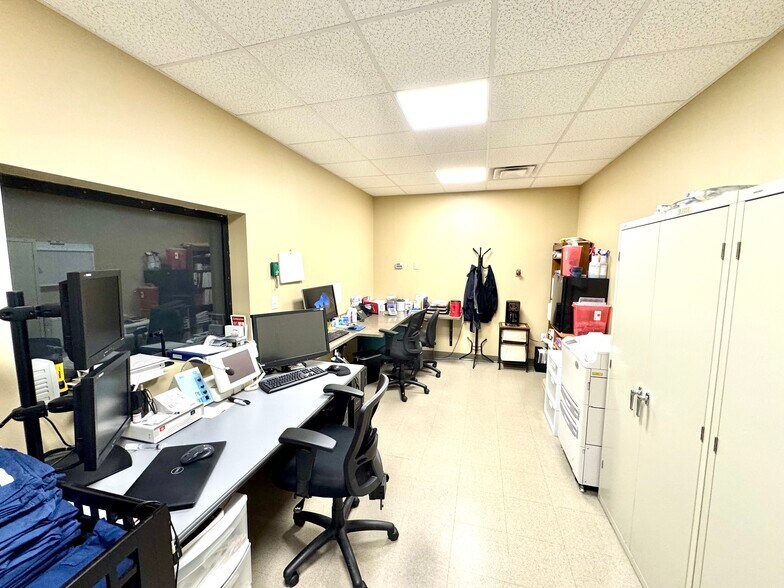 More Photos Of 3 Professional Dr, Alton Office For Lease