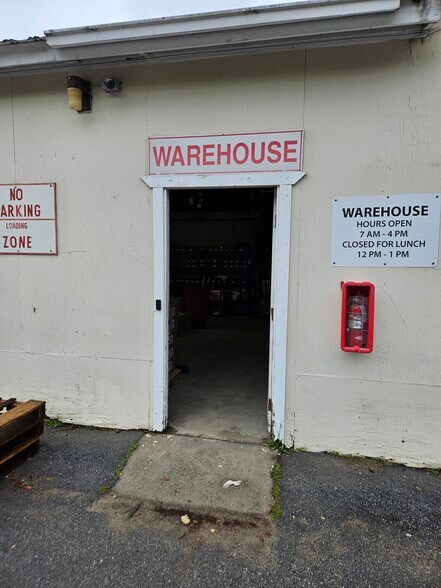 Primary Photo Of 777 Maher Ct, Royal Oaks Warehouse For Lease