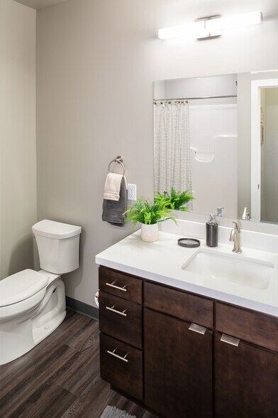 More Photos Of 1000 N Dakota St, Vermillion Apartments For Sale