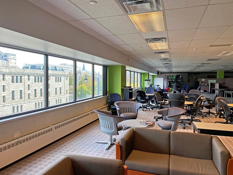 More Photos Of 285 Broad St, Hartford Office For Sale