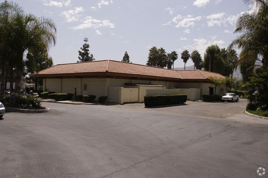 More Photos Of 497-503 N Ventu Park Rd, Newbury Park Freestanding For Lease