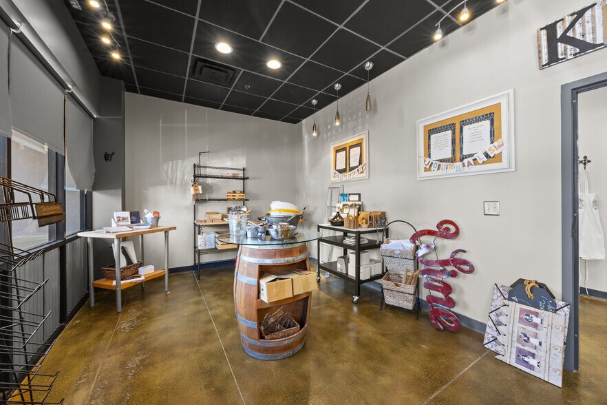 More Photos Of 145 Hilden Rd, Ponte Vedra Storefront For Sale