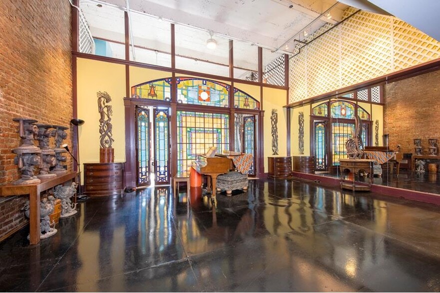 More Photos Of 6 Hancock Pl, New York Theater Concert Hall For Sale