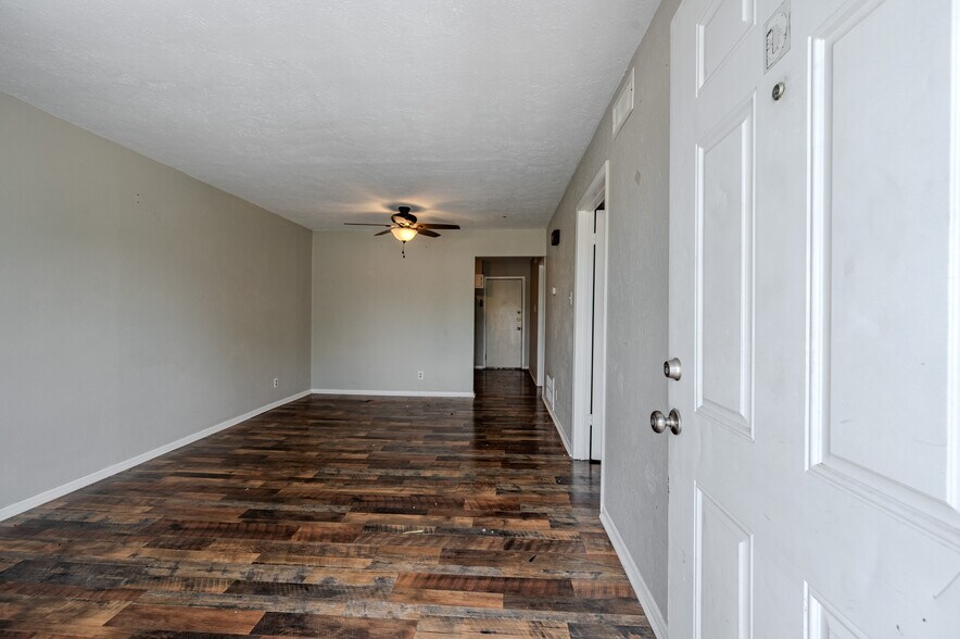 More Photos Of 732 W Alice Ave, Kingsville Apartments For Sale