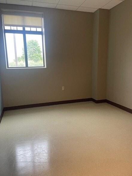 More Photos Of 6401 Prairie St, Norton Shores Medical For Lease
