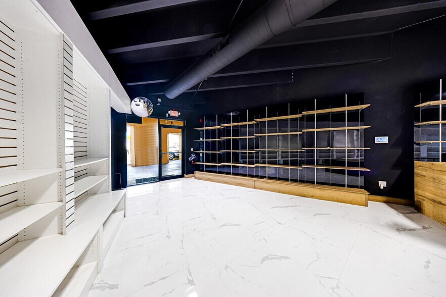 More Photos Of 380 E 9th St, Hialeah Unknown For Lease