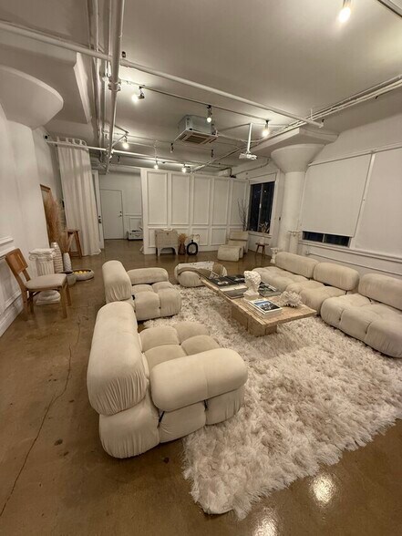 More Photos Of 120 E 8th St, Los Angeles Loft Creative Space For Lease