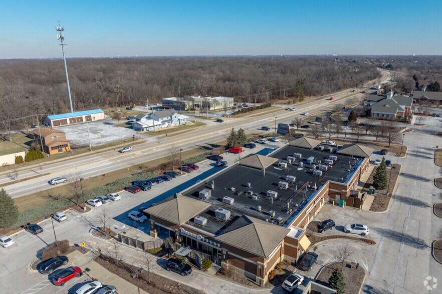 More Photos Of 11043-11185 W Lincoln Hwy, Frankfort General Retail For Lease