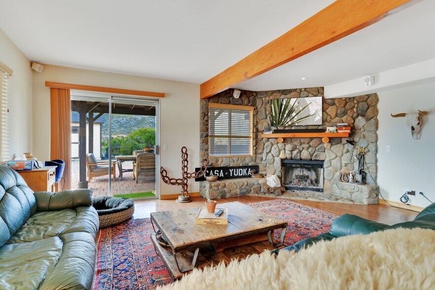 More Photos Of 70111 State Highway 74, Mountain Center Restaurant For Sale