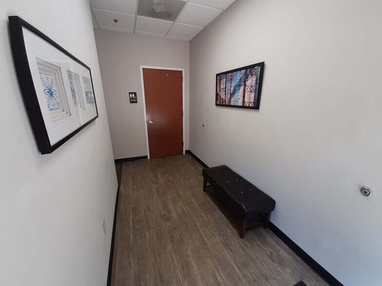 More Photos Of 1709 Legion Rd, Chapel Hill Coworking Space