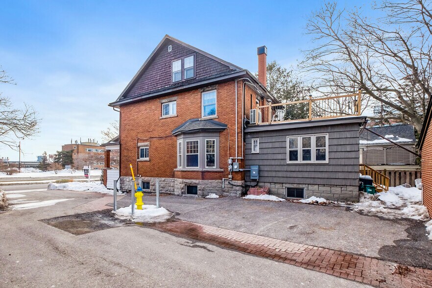 More Photos Of 1031 Carling Av, Ottawa Apartments For Sale