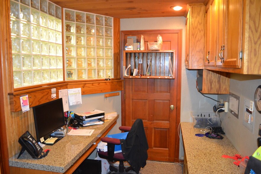 More Photos Of 6161 Clark Rd, Paradise Medical For Lease
