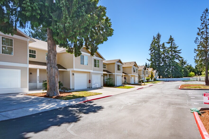 More Photos Of 4955-4959 Elizabeth St N, Keizer Apartments For Sale