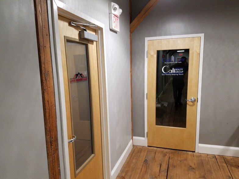 More Photos Of 60 Pleasant St, Ashland Flex For Lease