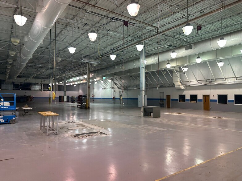 More Photos Of 4245 International Blvd, Norcross Industrial For Sale