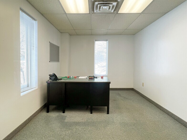 More Photos Of 7171 W Ridge Rd, Fairview Warehouse For Lease