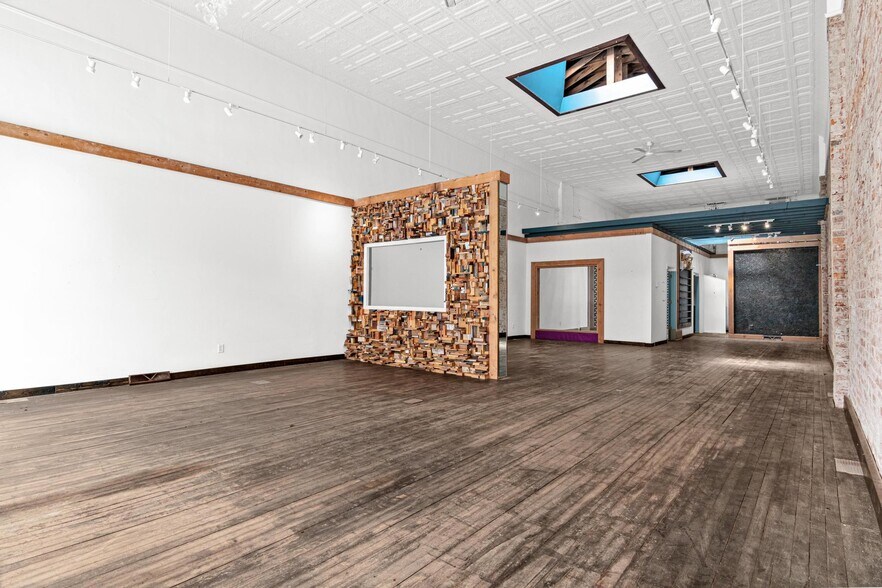 More Photos Of 251 S Knowles Ave, New Richmond Office For Sale