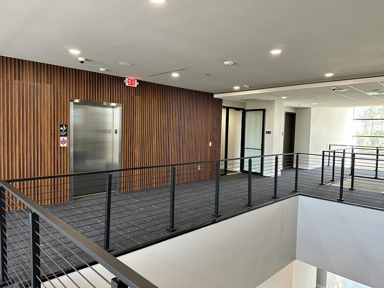 More Photos Of 1711 Amazing Way, Ocoee Storefront Retail Office For Lease