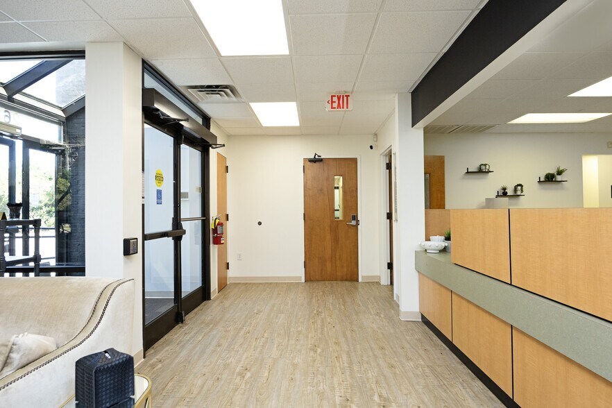 More Photos Of 2610 New Bern Ave, Raleigh Medical For Lease