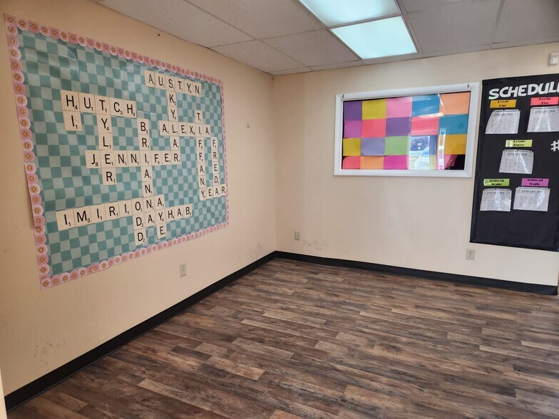 More Photos Of 743 Columbia Tpke, East Greenbush Medical For Lease
