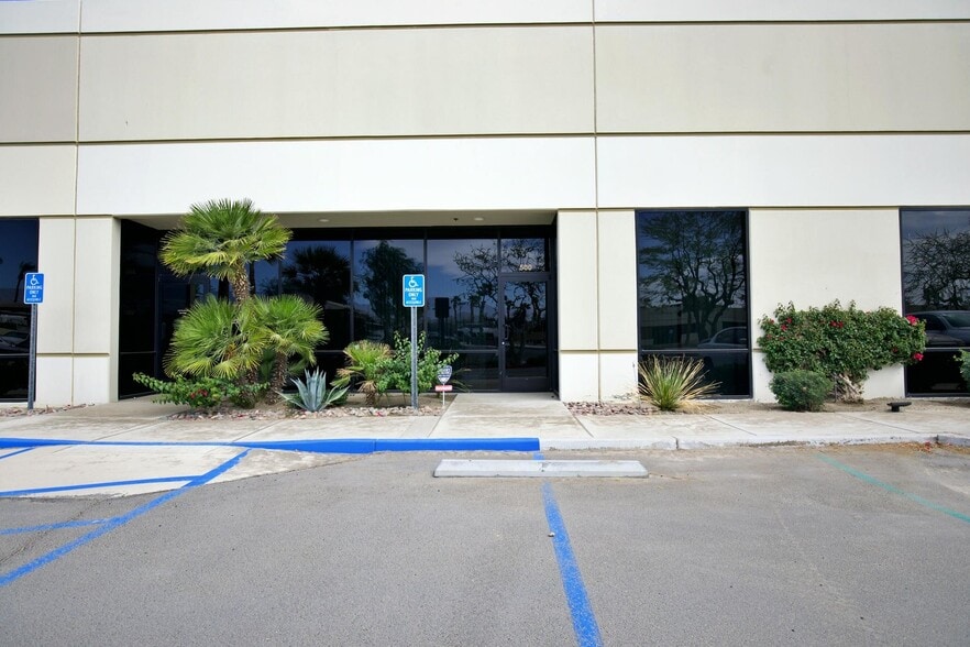 More Photos Of 39301 Badger St, Palm Desert Warehouse For Sale