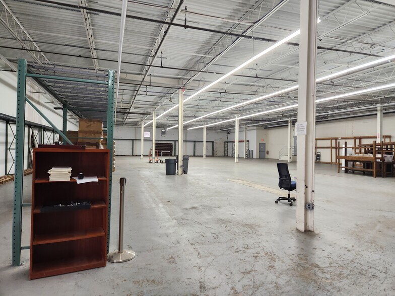 More Photos Of 60 Commerce Way, Hackensack Light Manufacturing For Lease