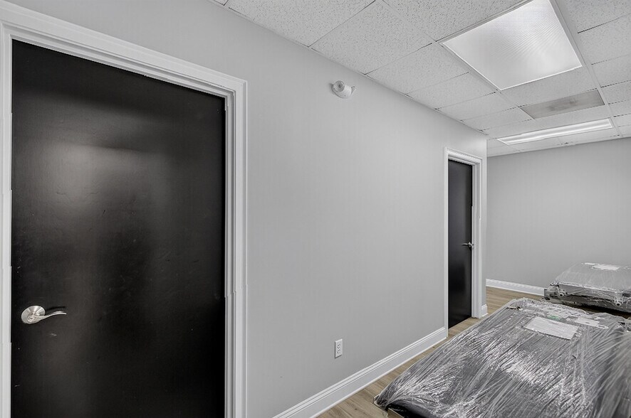 More Photos Of 1930 Charlie Hall Blvd, Charleston Medical For Lease