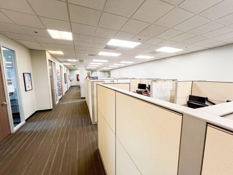 More Photos Of 6401 Holiday Hill Rd, Midland Office For Lease