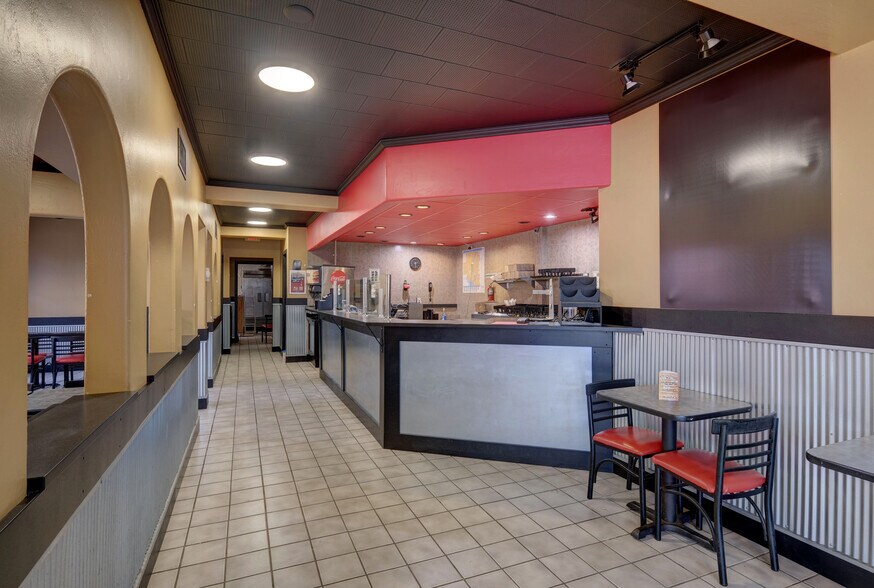 More Photos Of 329 4th St, Wausau Storefront Retail Residential For Sale