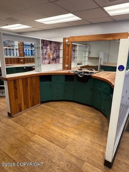 More Photos Of 601 E Northern Lights Blvd, Anchorage Storefront For Lease