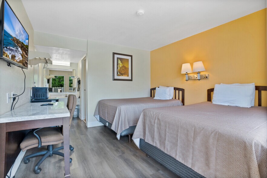 More Photos Of 7455 W Irlo Bronson Memorial Hwy, Kissimmee Hotel For Sale