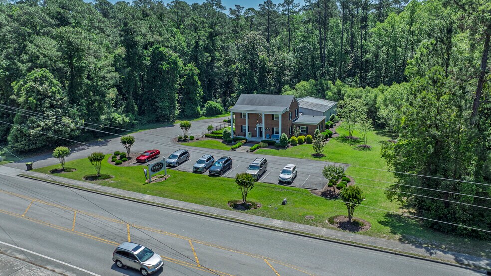 More Photos Of 423 Village Rd, Shallotte General Retail For Sale