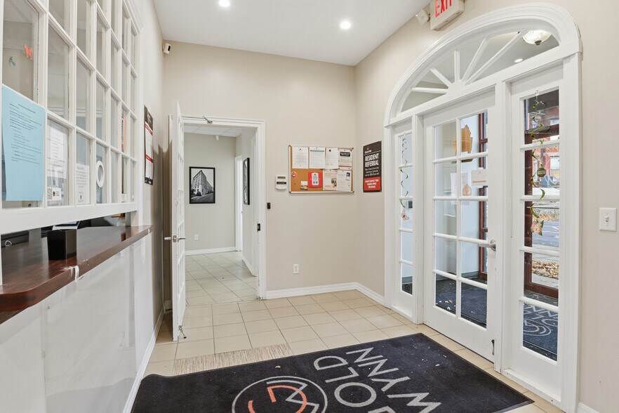 More Photos Of 11 Summer St, Buffalo Medical For Sale