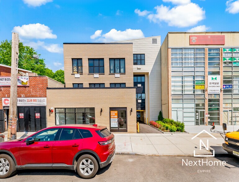 More Photos Of 15011 41st Ave, Flushing Apartments For Lease