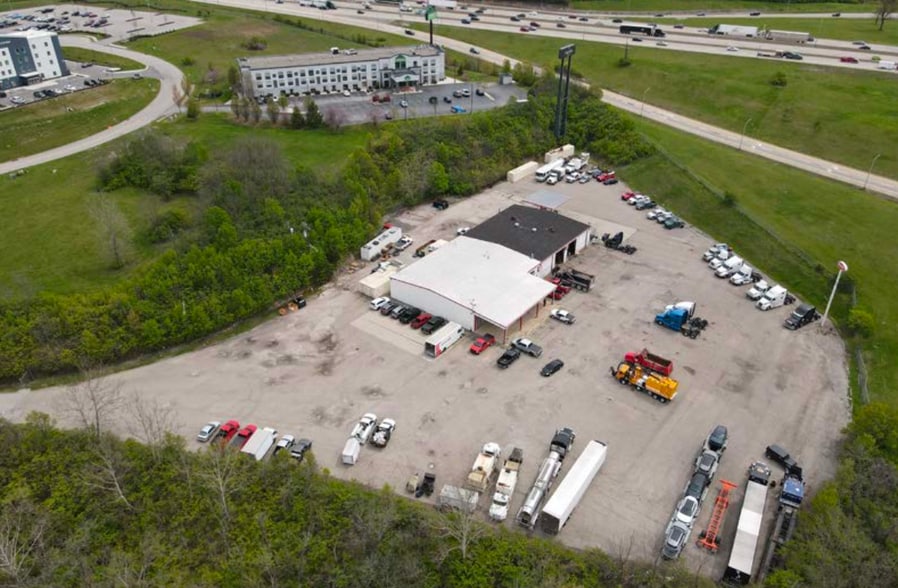 More Photos Of 635 Viox Dr, Erlanger Service For Sale