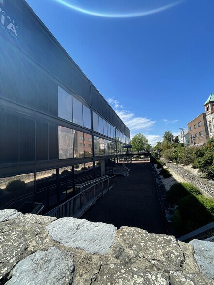 More Photos Of 100 Summit Ave, Hagerstown Office For Sale