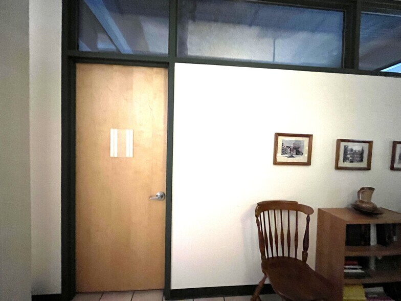More Photos Of 20 E Burd St, Shippensburg Office Residential For Lease