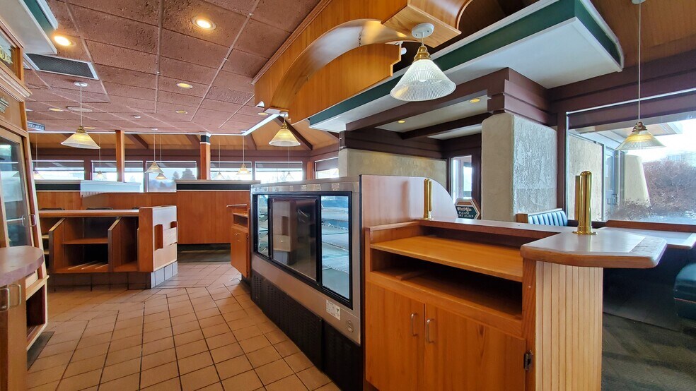 More Photos Of 217 W Ironwood Dr, Coeur d'Alene Unknown For Lease