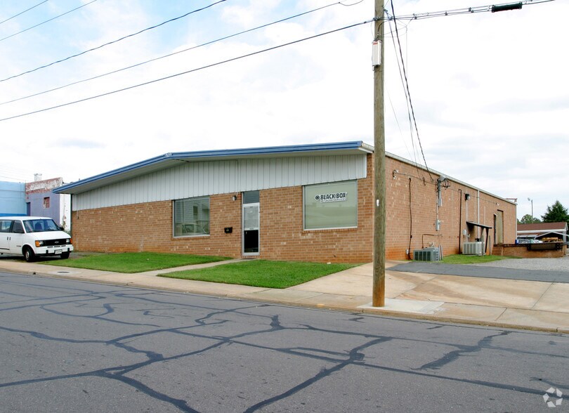 More Photos Of 1701 Lomond St, Winston-Salem Warehouse For Lease
