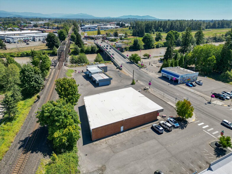 Primary Photo Of 1990 Main St, Ferndale Freestanding For Sale