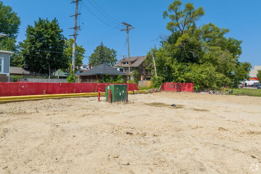 More Photos Of 11501 Woodward Ave, Detroit Land For Lease