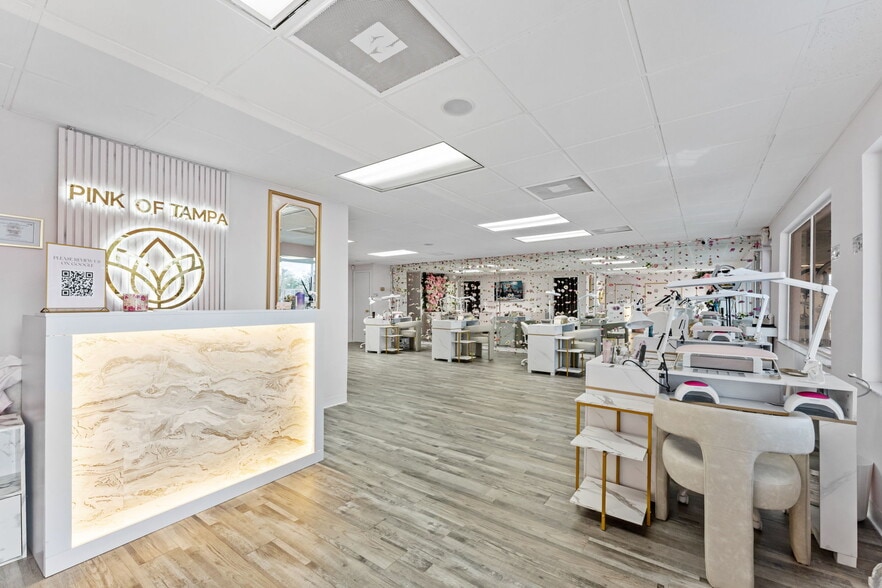 More Photos Of 3007 W Cypress St, Tampa General Retail For Sale